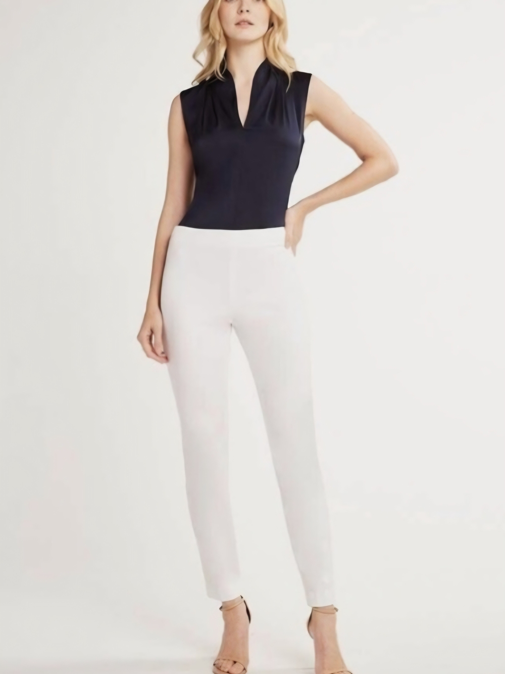 Tahari White Ankle Zip Cropped Slim Pants